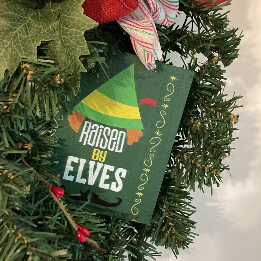 🎄"Raised by Elves" Elf Theme Wreath - Picture 3 of 6